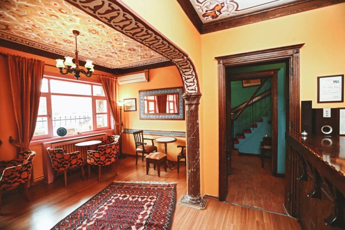 Cheers Vintage   Hostel