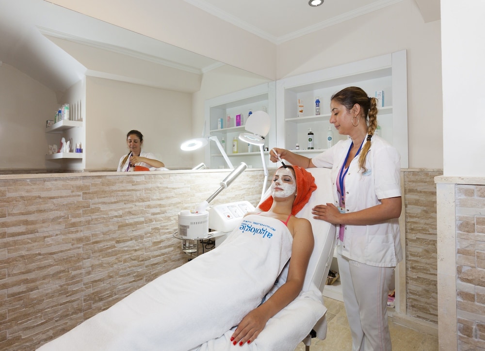 Mholiday Hotels Stone Palace Side All Inclusive (64km Away From Antalya)