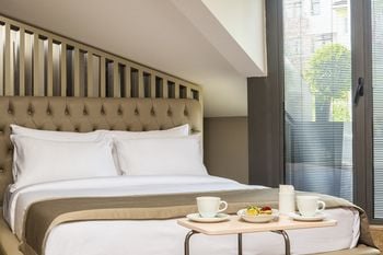 City Suites