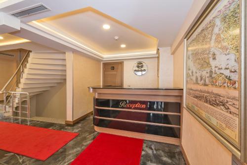 Floransa City Hotel (Formerly Peninsulacity Hotel)