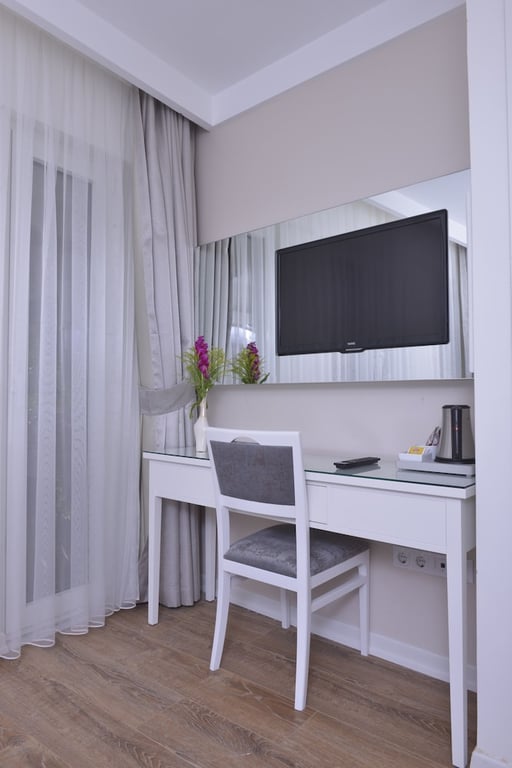 Ten Rooms Istanbul Hotel Adult Only
