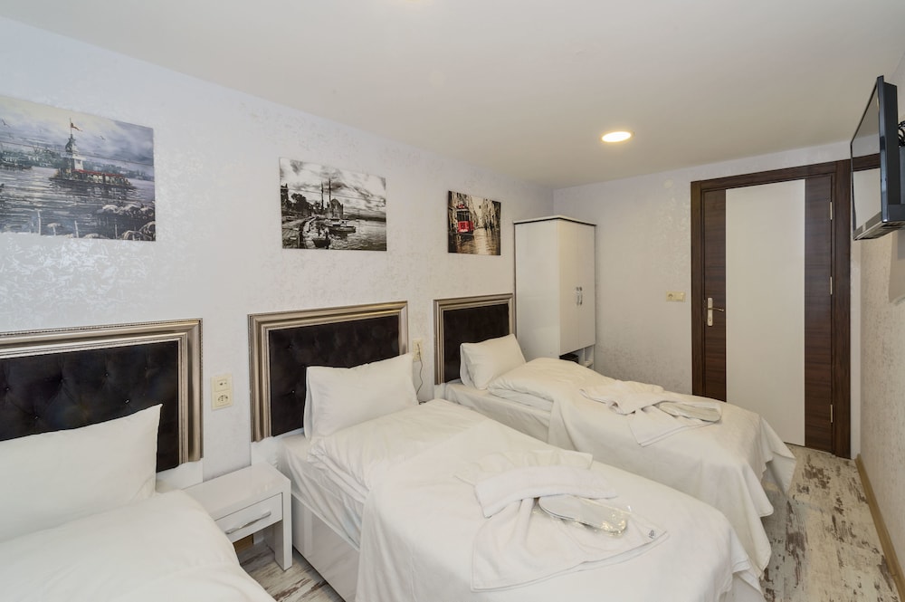 Istanbul Paradise Hotel(Also Known As Paradise Airport Hotel)