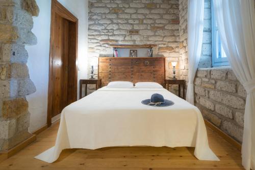 Moy Hotel