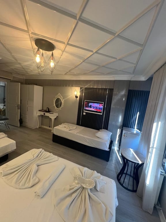 Nova City Hotel (Also Known As Grand Inova Hotel)