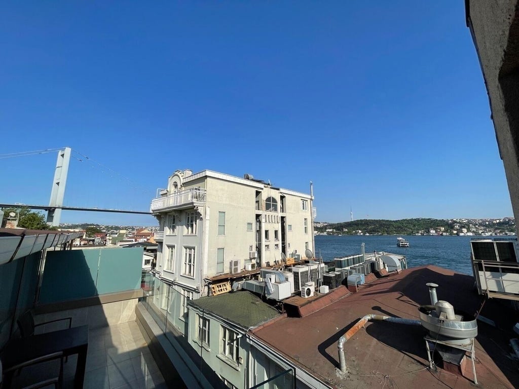 Feri Suites