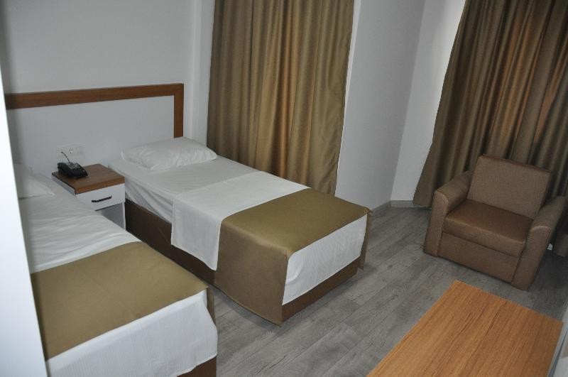 Karden Hotel