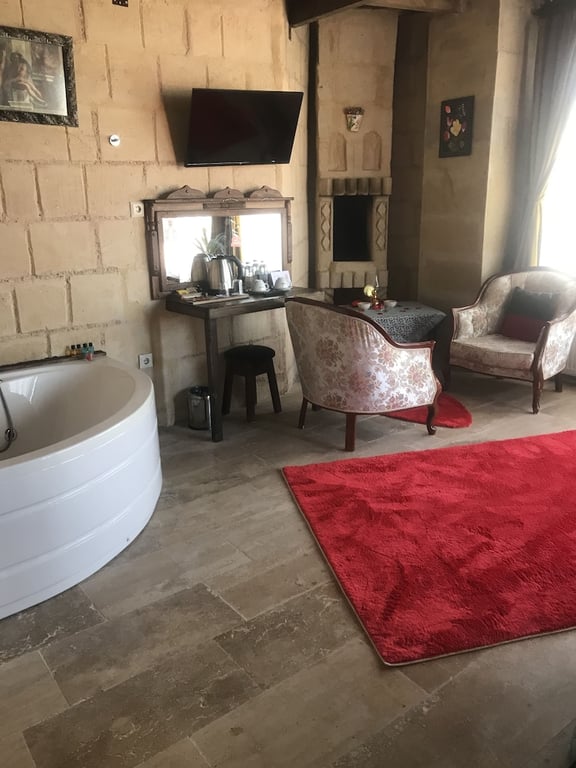 Cappadocia Alaz Cave Otel (17 Km From Cappadocia)