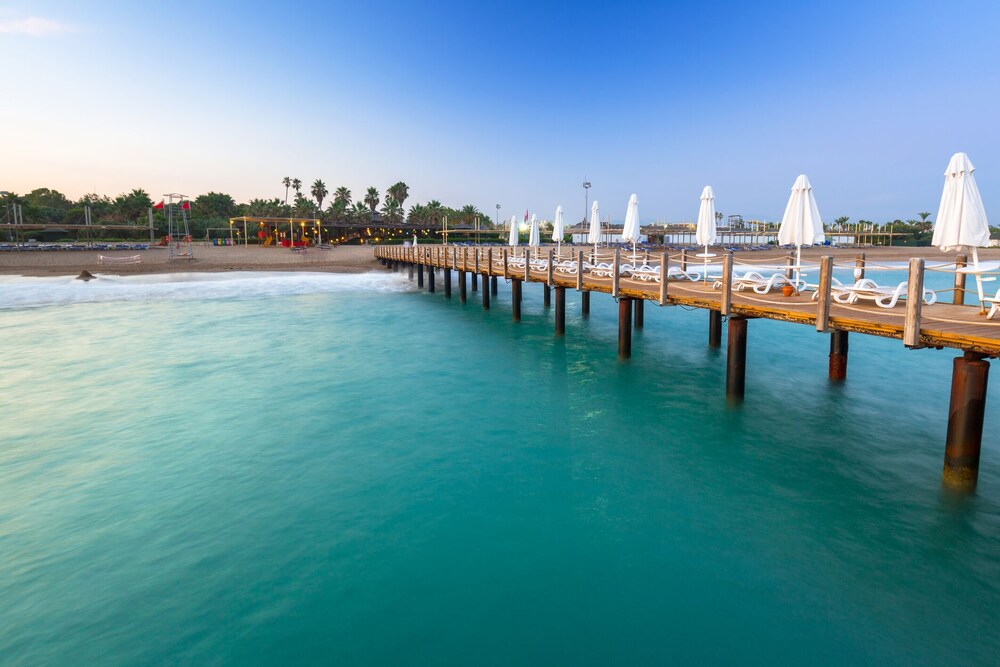Elia Apartments Side (73km Away From Antalya) (there Is No Front Desk At This Property)