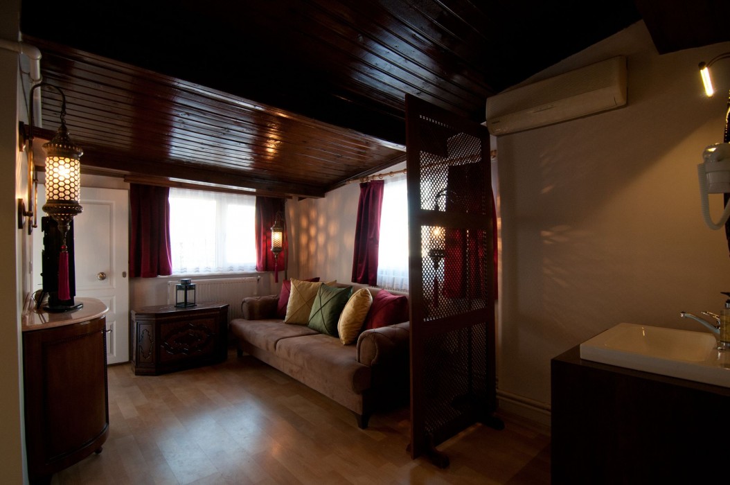 Blue Mosque Suites (No Front Desk Need To Contact Property 7 Days In Advance)