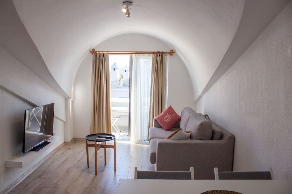 Aloha Suites Mediterranean (also Known As Aloha Suites Or Aloha Suite Homes Marmaris