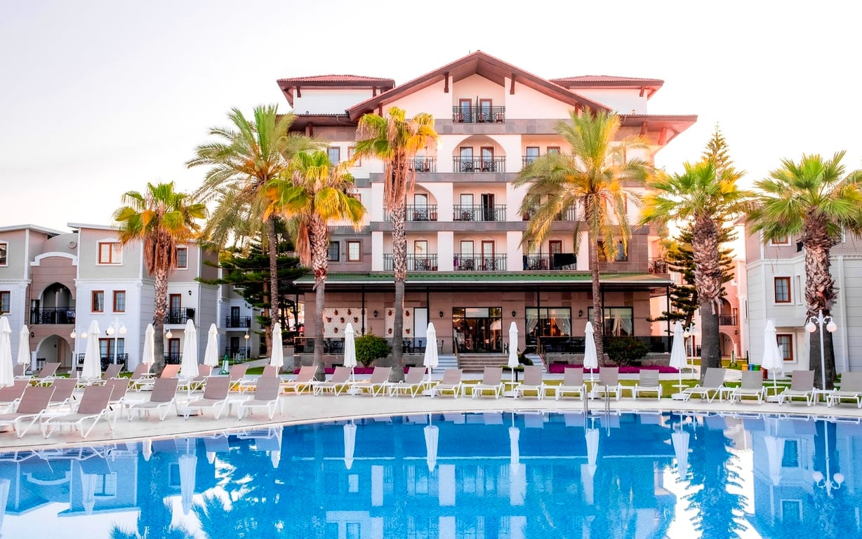 Selectum Elite Resort Side (87Km Away From Antalya)