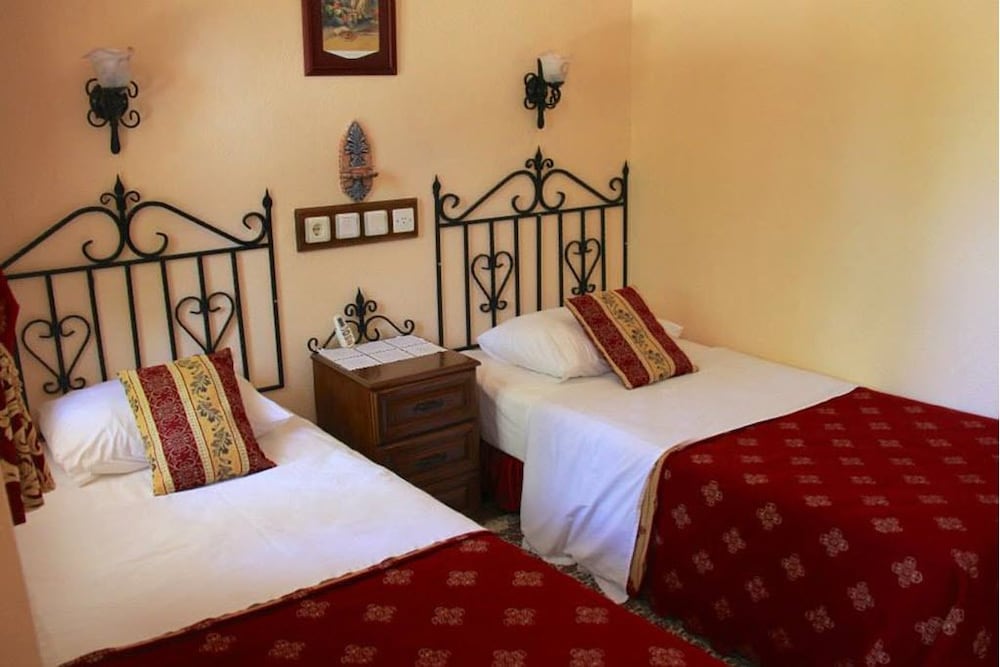 Yakamoz Hotel