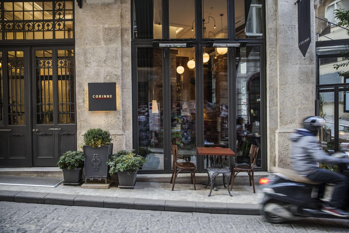 Corinne Hotel
