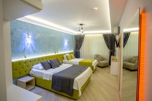 Pera Capitol Hotel