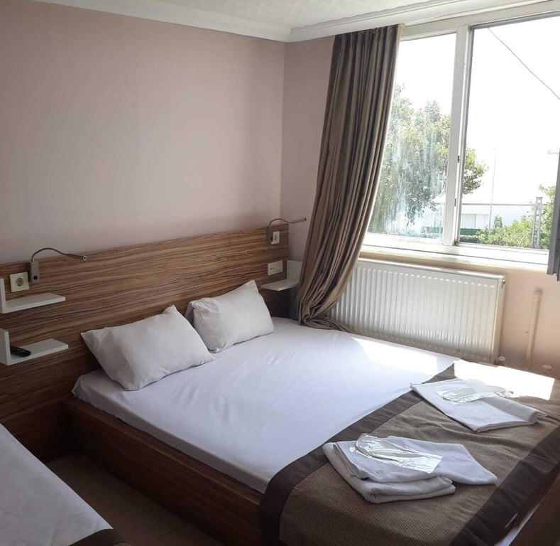Cannady Hotel
