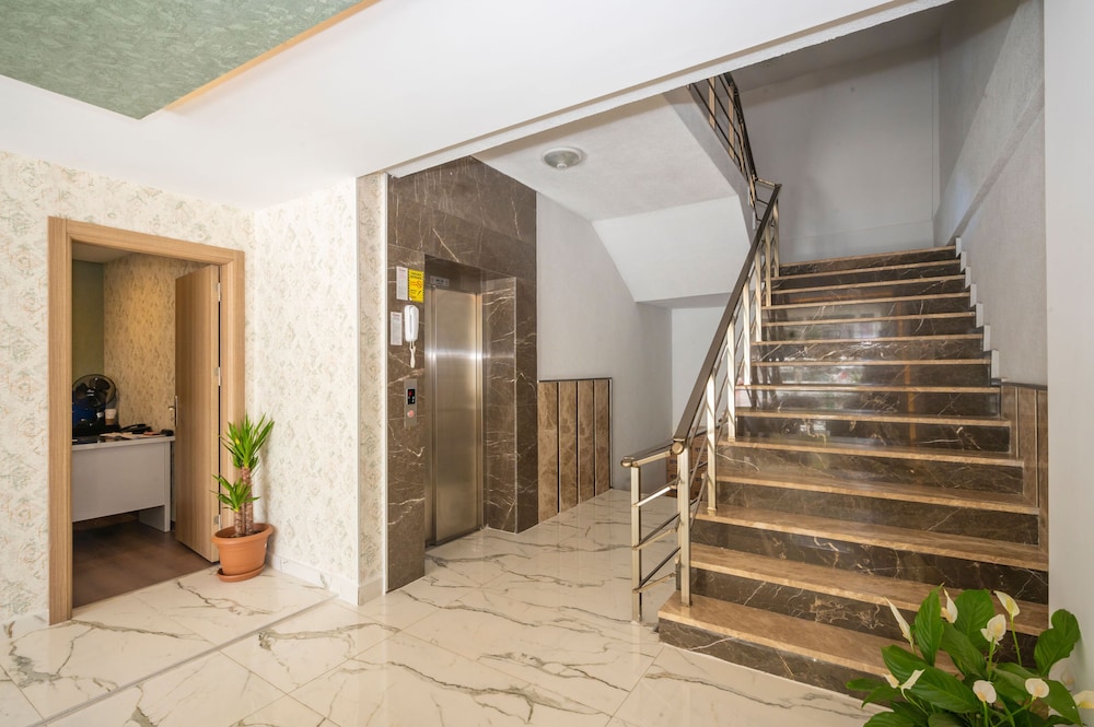 Corlu Dem Hotel(38km Away From Tekirdag)