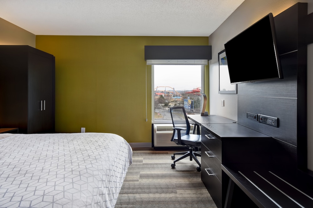 Holiday Inn Express And Suites Allentown Dorney Park Area