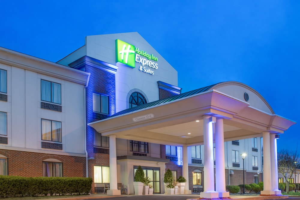 Holiday Inn Express Hotel And Suites Easton