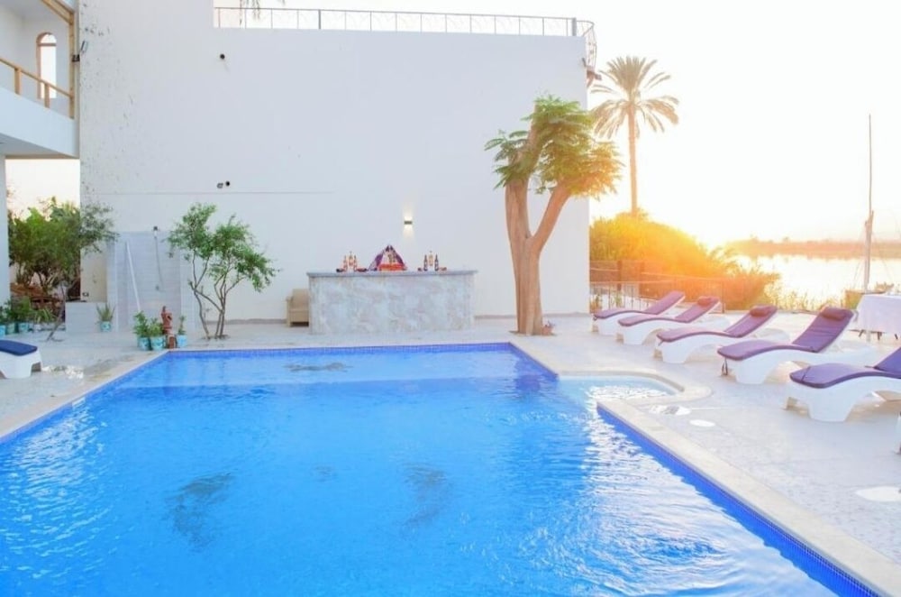 Eyaru Palace