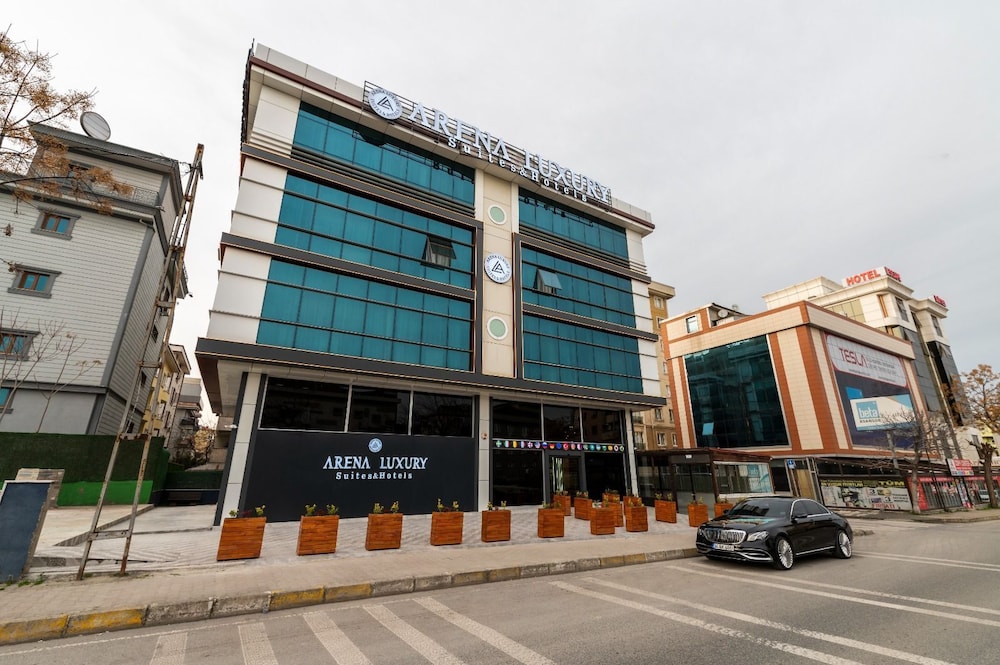 Arena Luxury (27km Away From Istanbul)