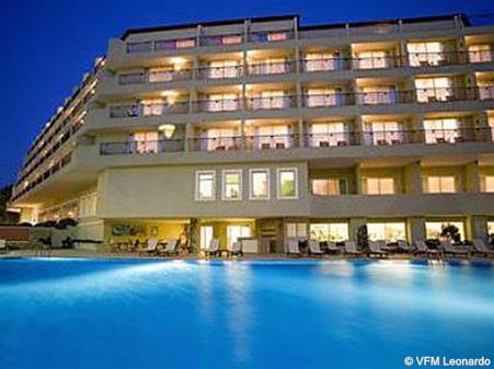 Turkiz Apart Hotel (47km Away From Antalya)