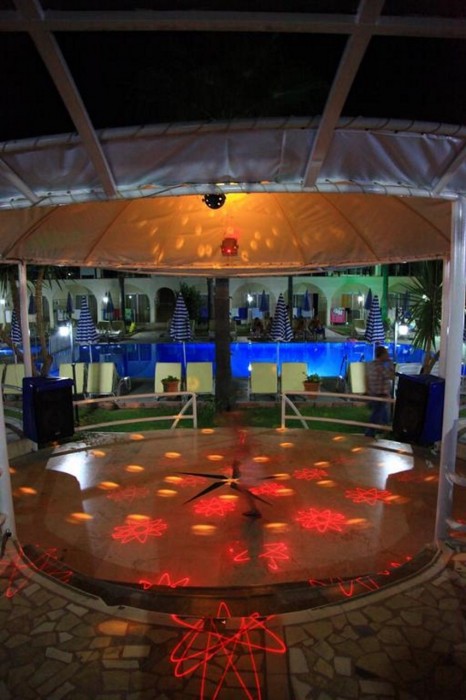 Golden Sun Hotel (29Km Away From Antalya)