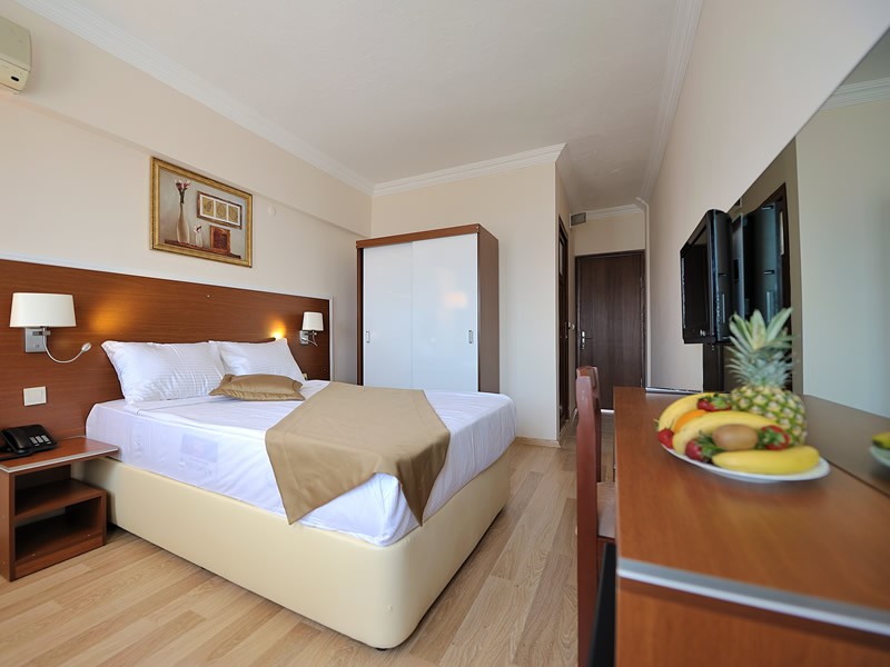 Soz Hotel(Also Known As Best Life Hotel Gumbet Hill)