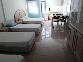 Bolero Apart Hotel (Limited Hours Front Desk Need To Contact Property 7 Days In Advance)