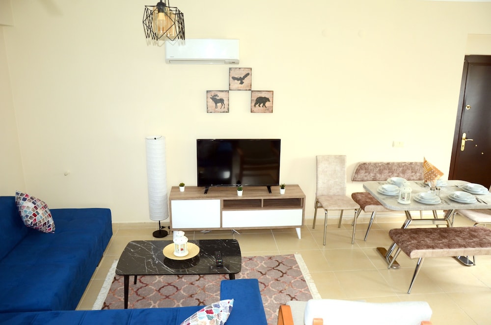 Monna Roza Family Suit Apartment (No Front Desk Need To Contact Property 7 Days In Advance)