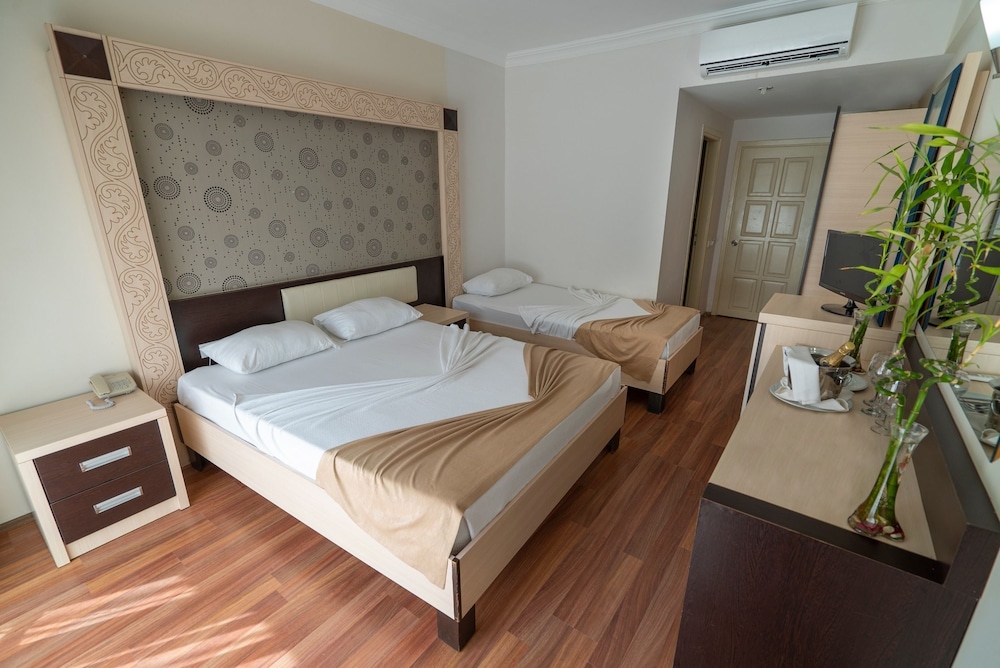 Aperion Beach Hotel All Inclusive (88Km Away From Antalya)