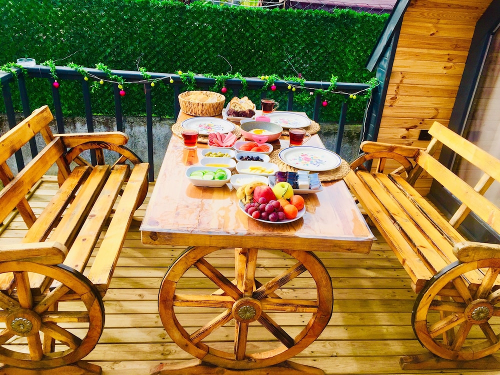 Garden Bungalow (27 Km Away From Antalya)