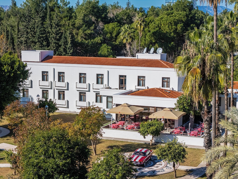 74 Otel