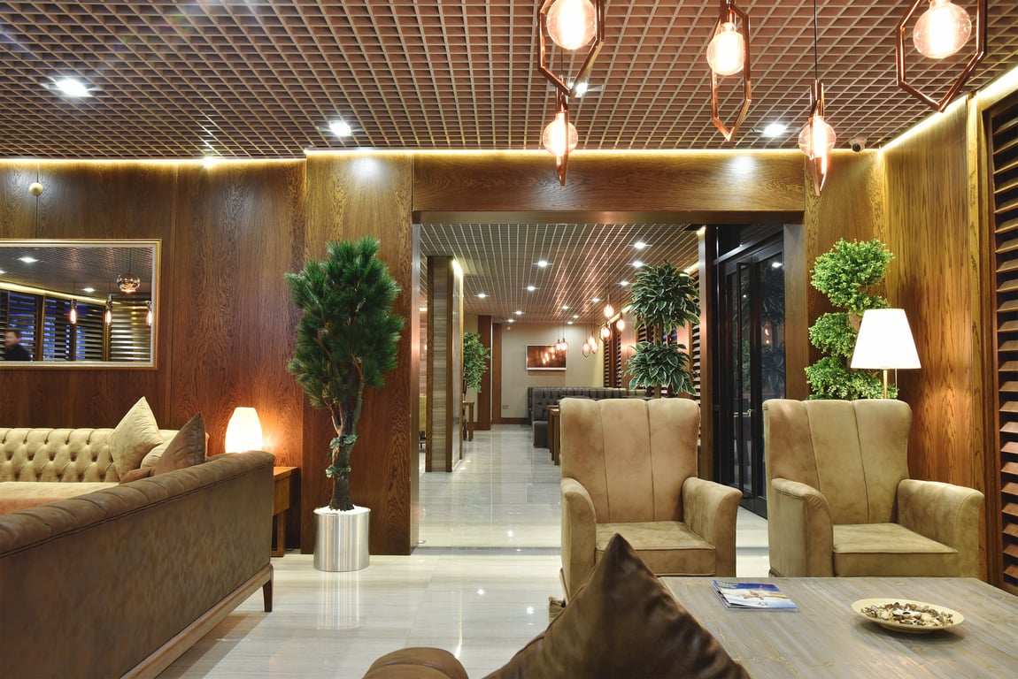 The Elegant Hotel