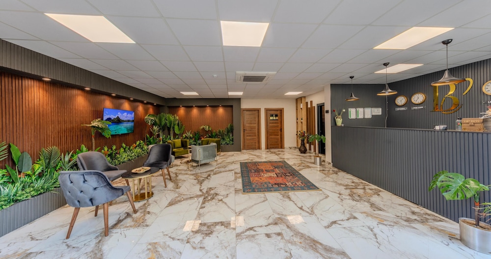 The Business Class Hotel (20Km Away From Istabul)