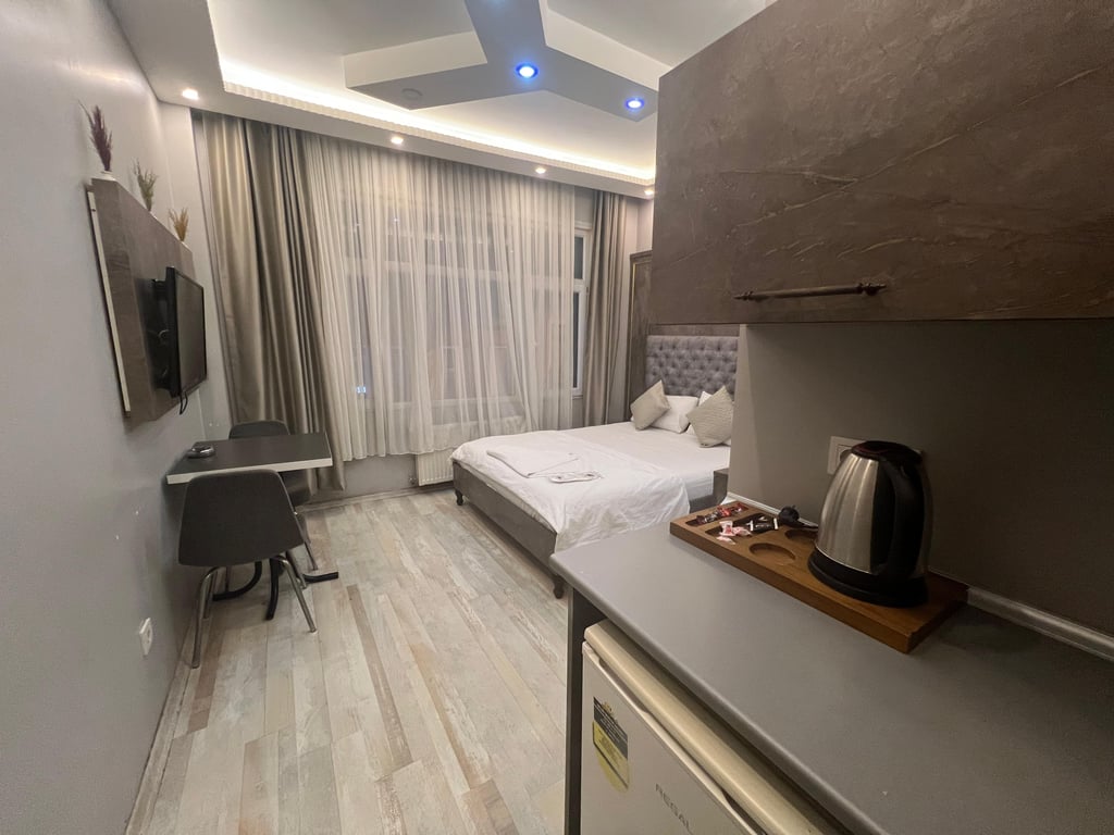 Taksim Brand Suite