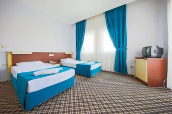 Asel Hotel (35 Km Away From Antalya)