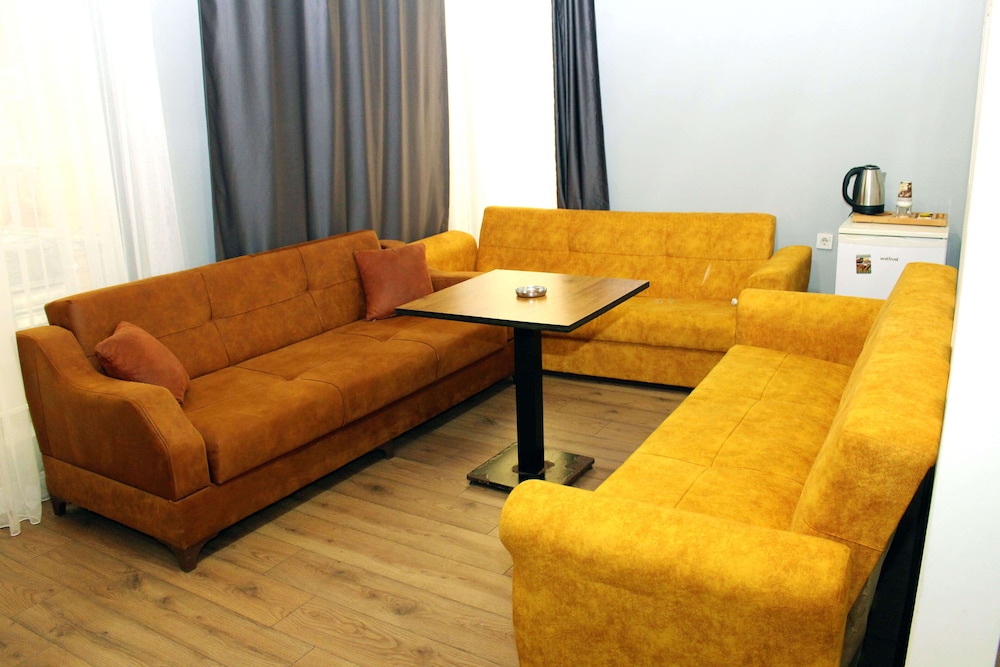 Avist Hotel Avcilar (34km Away From Istanbul)