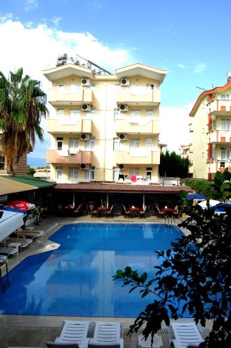Orient Apart Otel (71km Away From Antalya)