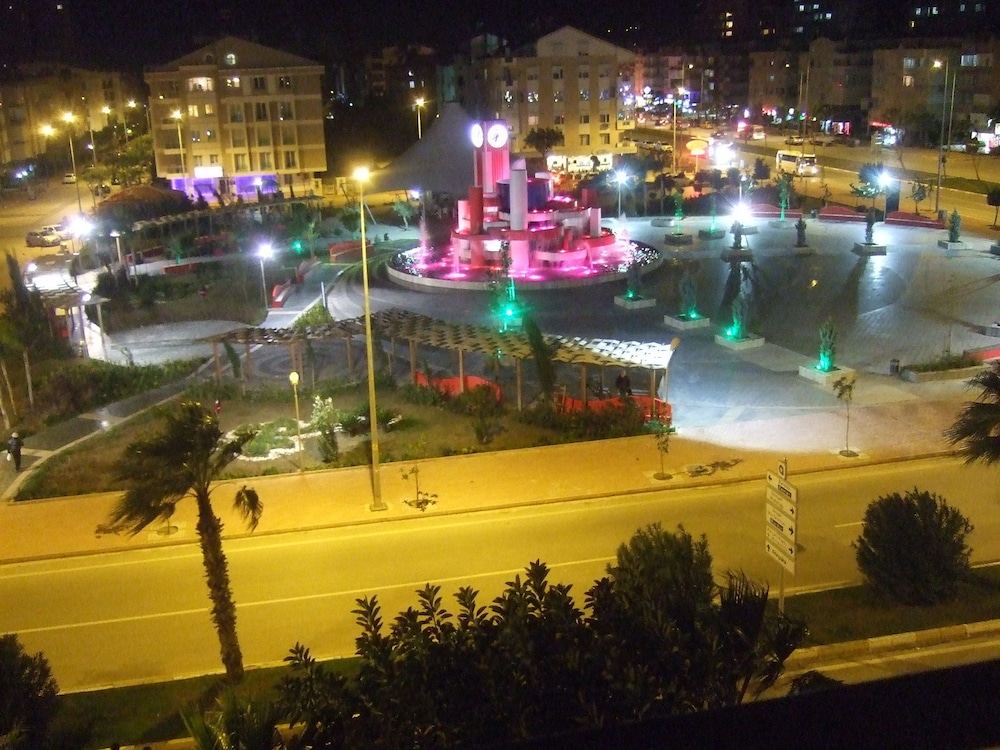 Suntalİa Hotel (64Km Away From Atalya)