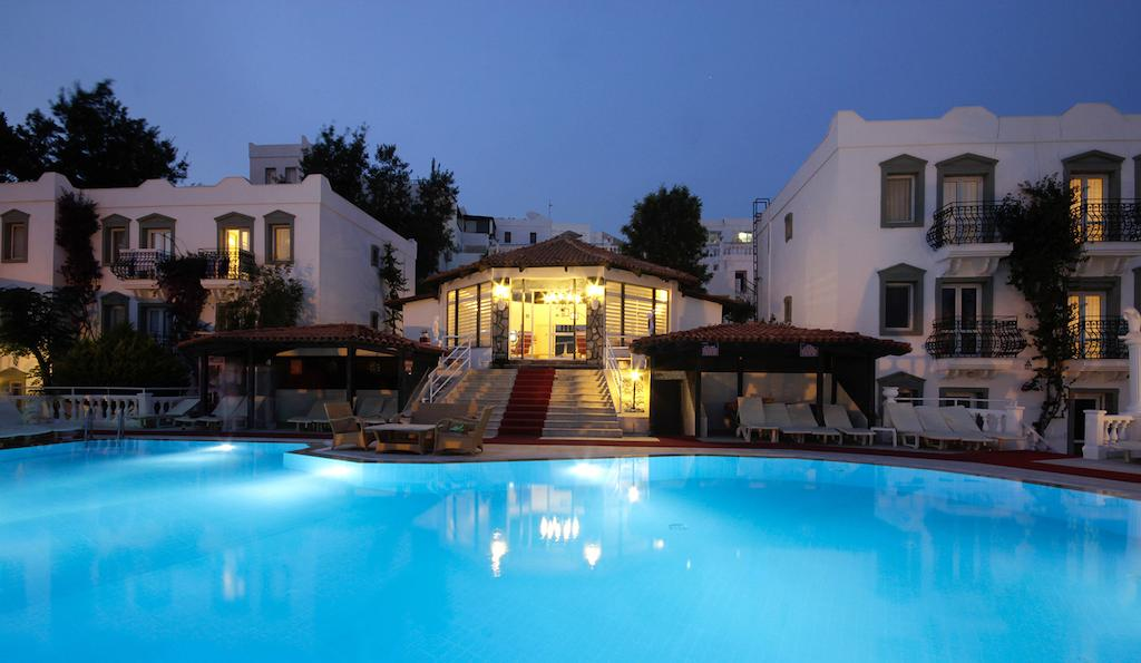Maison 48 Apart Hotel (Also Known As La Maison Apartments)