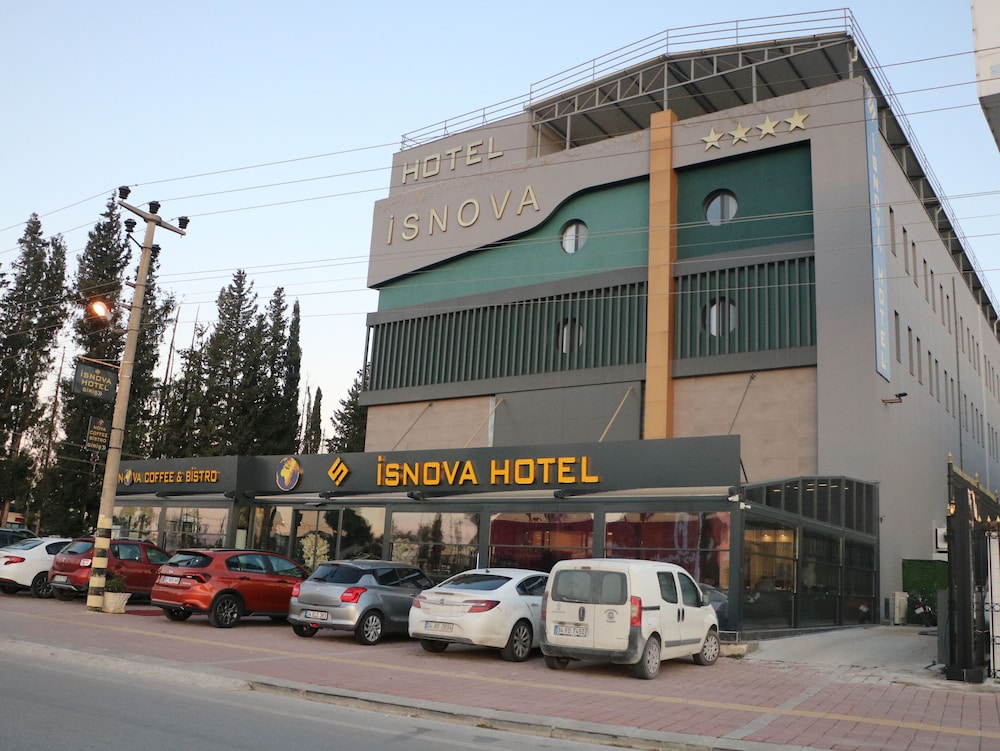 Isnova Hotel (also Known As Isnova Hotel Airport)
