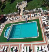 Temple Beach Hotel