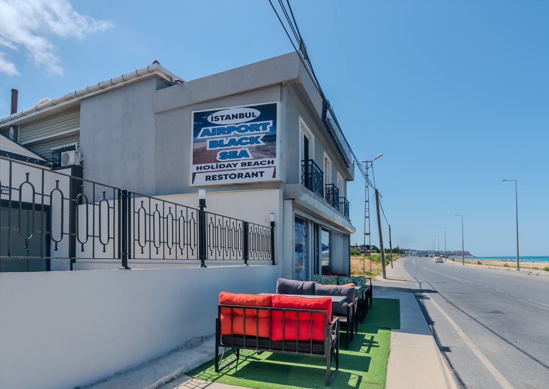 Airport Black Sea Hotel & Restaurant