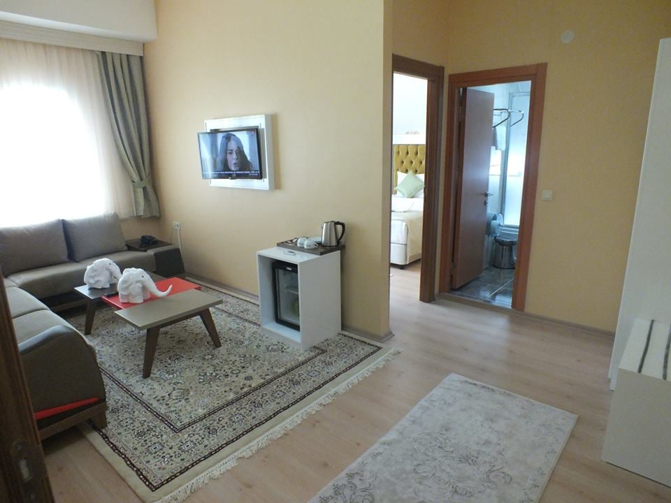 Emirtimes Hotel Kadikoy