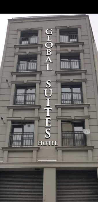 Global Suites Hotel