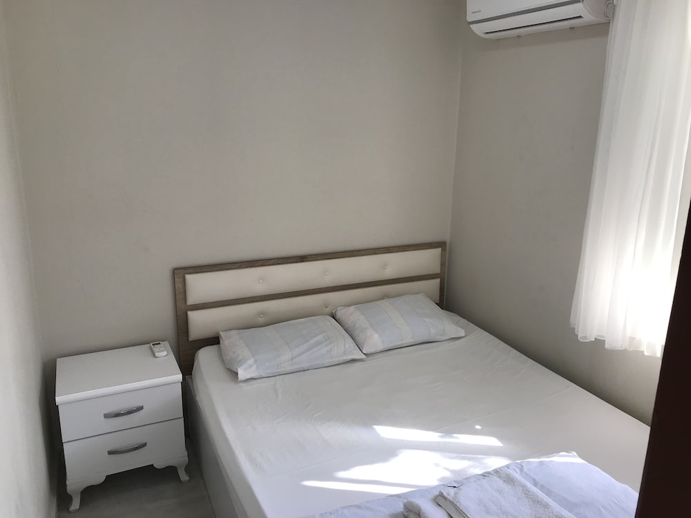 Ridvan Apart Evleri(Contact To Property 7 Days In Advance)(70Km Away From Izmir)