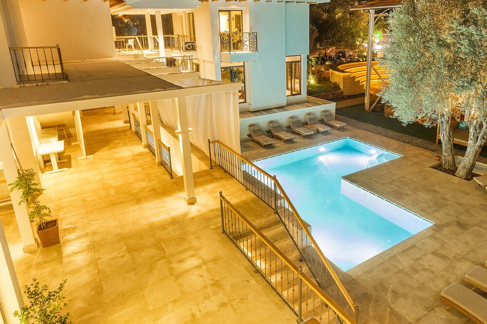 Ecclesia Hotel Adults Only (also Known As Boutique Hotel)