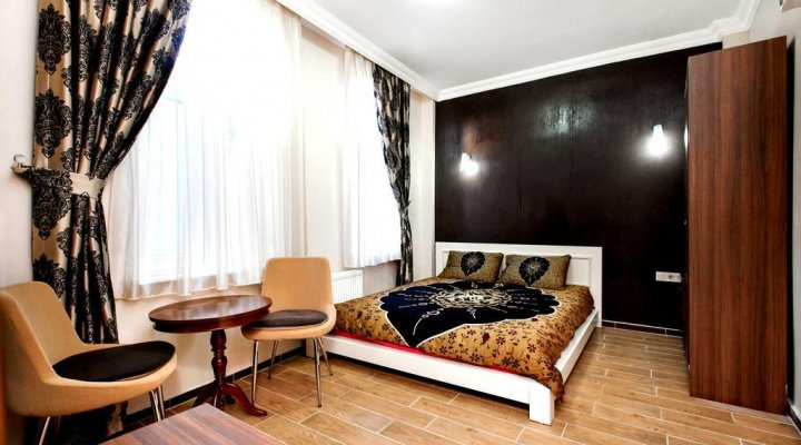 My Red River Apart Hotel