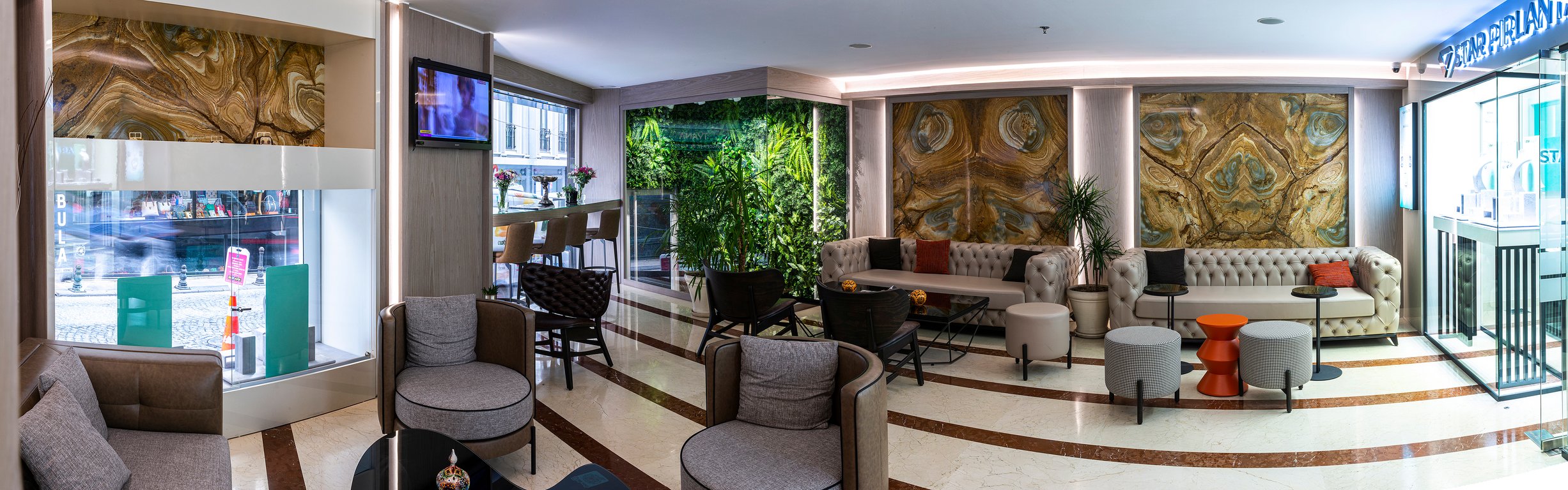 Aprilis Hotel