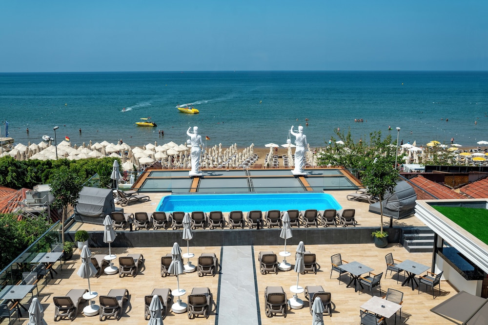 Simus Beach Hotel (71Km Away From Antalya)